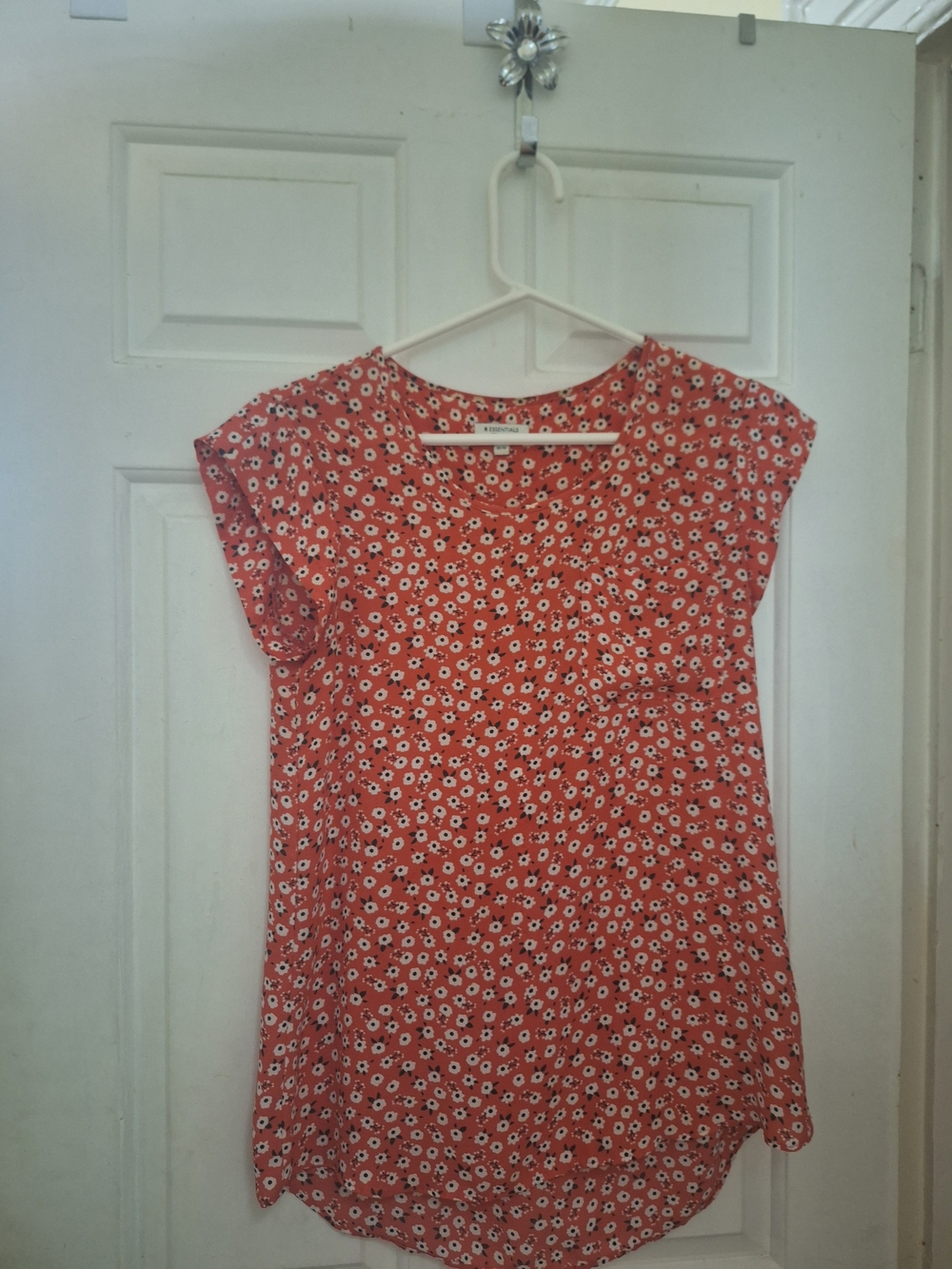 Reitman's Red Floral Cap-Sleeve Blouse